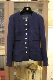 Vintage Chanel Navy Wool Jacket FR34 from 1995 Cruise Collection Mirror Buttons