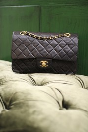 Vintage Chanel 2.55 Flap Bag Full Set with Box 25cm