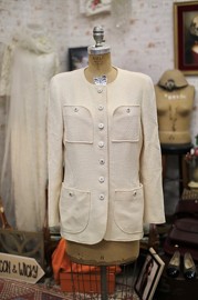 Vintage Chanel Ivory Wool Jacket FR42 1995 Fits FR40 Gals