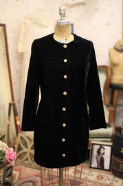 Vintage Chanel Boutique Black Velvet Coat FR44 Fits FR38 Gals