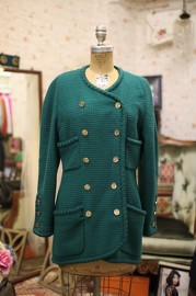 Vintage Chanel Emerald Green Tweed Double Breasted Jacket With Amazing Chanel Gold Buttons FR38 80s