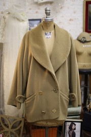 Vintage Chanel Beige Wool Coat FR38 80s