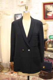 Vintage Chanel Black Wool Blazer wit CC Buttons FR44 1994 Autumn