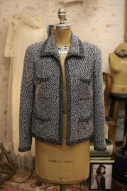 Vintage Chanel Grey Collared Tweed Jacket FR36 1997 Cruise