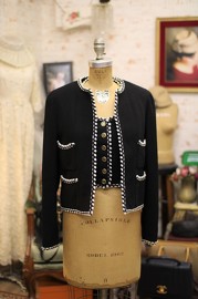 Vintage Chanel Black Set With Waistcoat FR36 1994