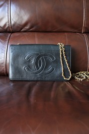 Vintage Chanel Black Caviar Wallet On Chain Purse Best for Travelling