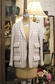 Vintage Chanel Mauve Colour Tweed Jacket FR38 / FR40 1996 Spring