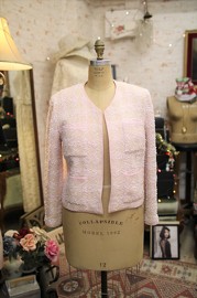 Vintage Chanel Pink/White Bouclé Jacket FR44 1996 Spring