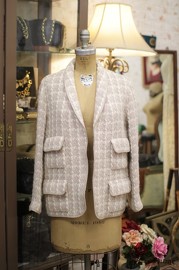 Vintage Chanel Mauve Colour Tweed Jacket FR38 1996 Spring