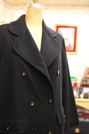 Vintage Chanel Cashmere Coat with Back Pockets at the Back FR38 1995 Fits for FR38-42 Gals