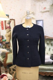 Vintage Chanel Navy Boucle Jacket FR34 90s