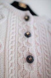 Vintage Chanel Ivory Heavy Knit Wool Cardigan FR38 Fits for FR34/FR36 Gals due to the cut 1996