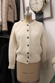 Vintage Chanel Ivory Heavy Knit Wool Cardigan FR46 Fits for FR38/FR40 Gals due to the cut 1996