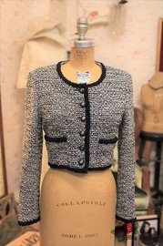 Vintage Chanel Multi-Tweed Cropped Jacket FR36 Fits FR34 Gals 1995 Navy x White