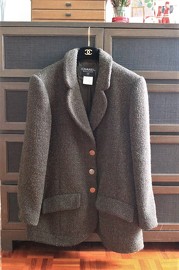 Vintage Chanel Olive Green Wool Jacket FR42 1997 Fall Collection