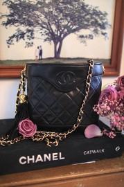 Vintage Chanel Black Quilted Leather Shoulder Fringe Bag 1990