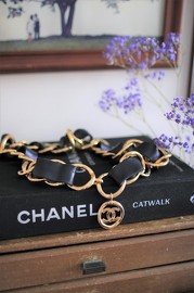 Vintage Chanel Chunky and Thick Chain Belt One-tier Version Max 33
