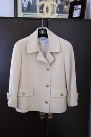 Pretty Light Beige Wool Jacket from 80s Fits FR38/40 Gals