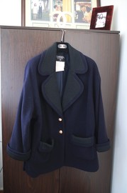 Vintage Chanel Navy X Black Quilted Collar And Sleeves Wool Coat FR38 From Late 80s Fits Max FR46 Gals As Oversized Style