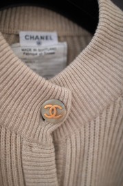 Vintage Chanel Beige Cashmere Cardigan FR38 1994