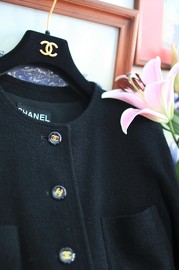 Vintage Chanel Black Boucle Jacket FR44 1995