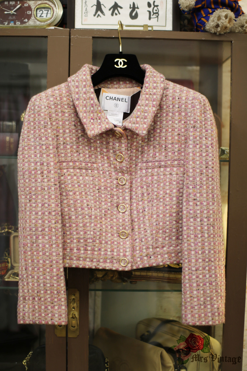 Pre Owned Chanel Pink Multi Tweed Cropped Jacket FR40 - Mrs Vintage -  Selling Vintage Wedding Lace Dress / Gowns & Accessories from 1920s –  1990s. And many One of a kind